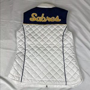 Buffalo Sabres Puffer Vest Small NHL Women’s white & navy